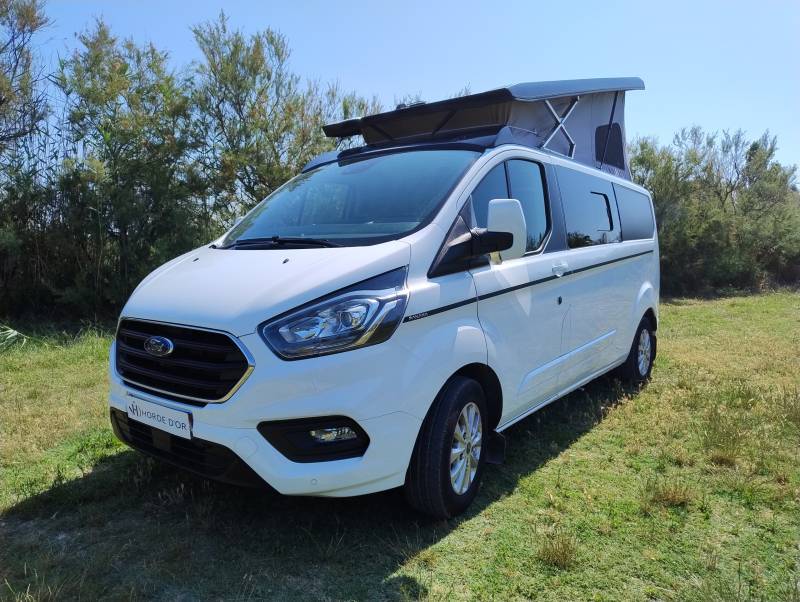 Superbe VAN NEUF FORD CUSTOM PANAMA PEAK P54+ - Garantie 24 mois - 5places et 4 couchages - disponible immédiatement sur Mauguio dans l'Hérault